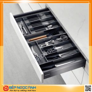 Khay chia thìa nĩa nhôm phay xước ETA016075 – Eurogold